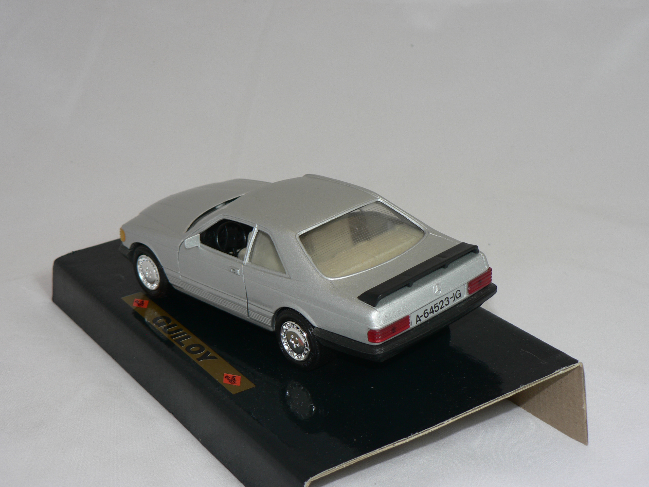 Mercedes Benz  500  SEC   1:24  Guiloy - 2