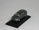 Ford Mondeo  Turnier  1:43 Minichamps