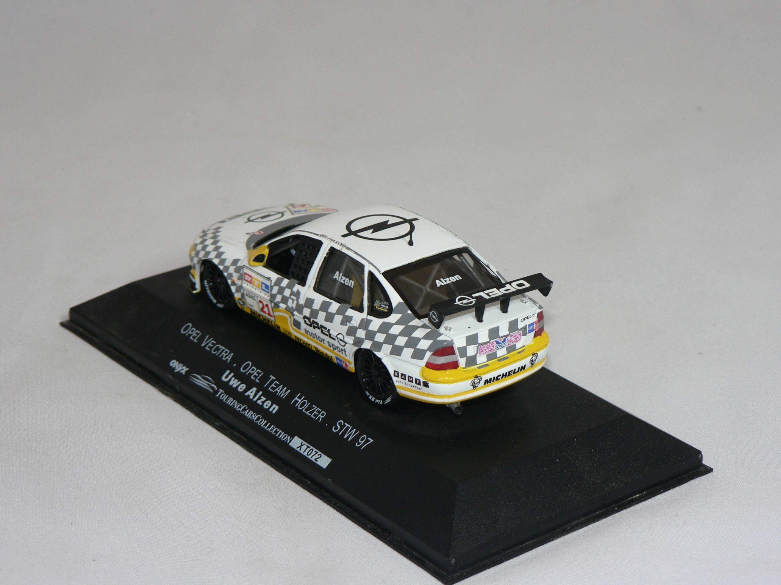 Opel Vectra  #21 1997 (Opel Team Holzer Uwe Alzen) 1:43 Onyx - 2