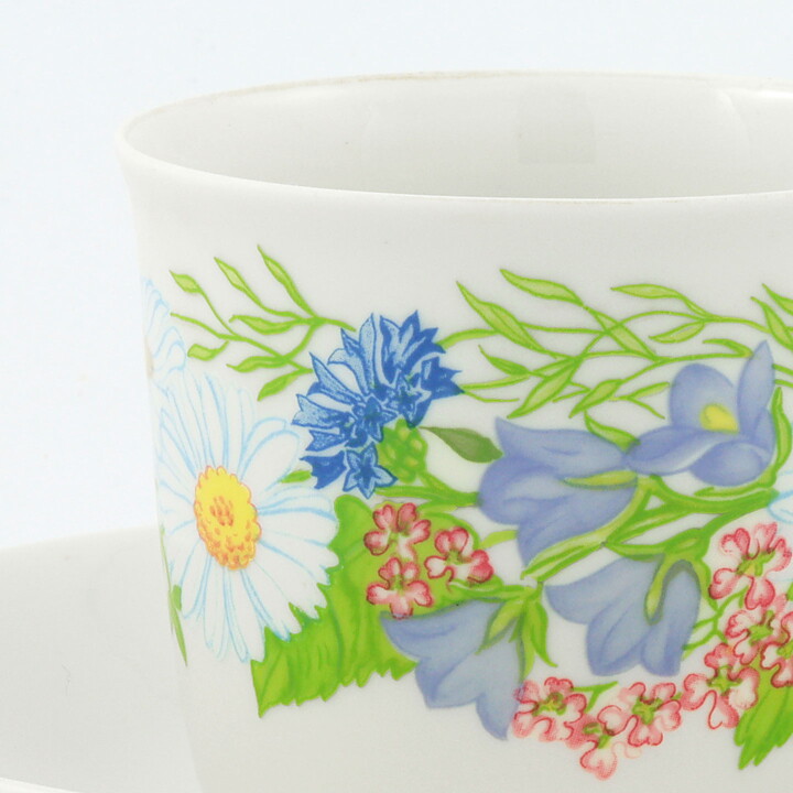マルガレータ・リリエスコルド  Midsommarシリーズ  花のコーヒーカップ  (9cm)  1981年 (2)