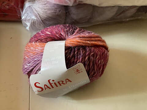 Safira by Permin