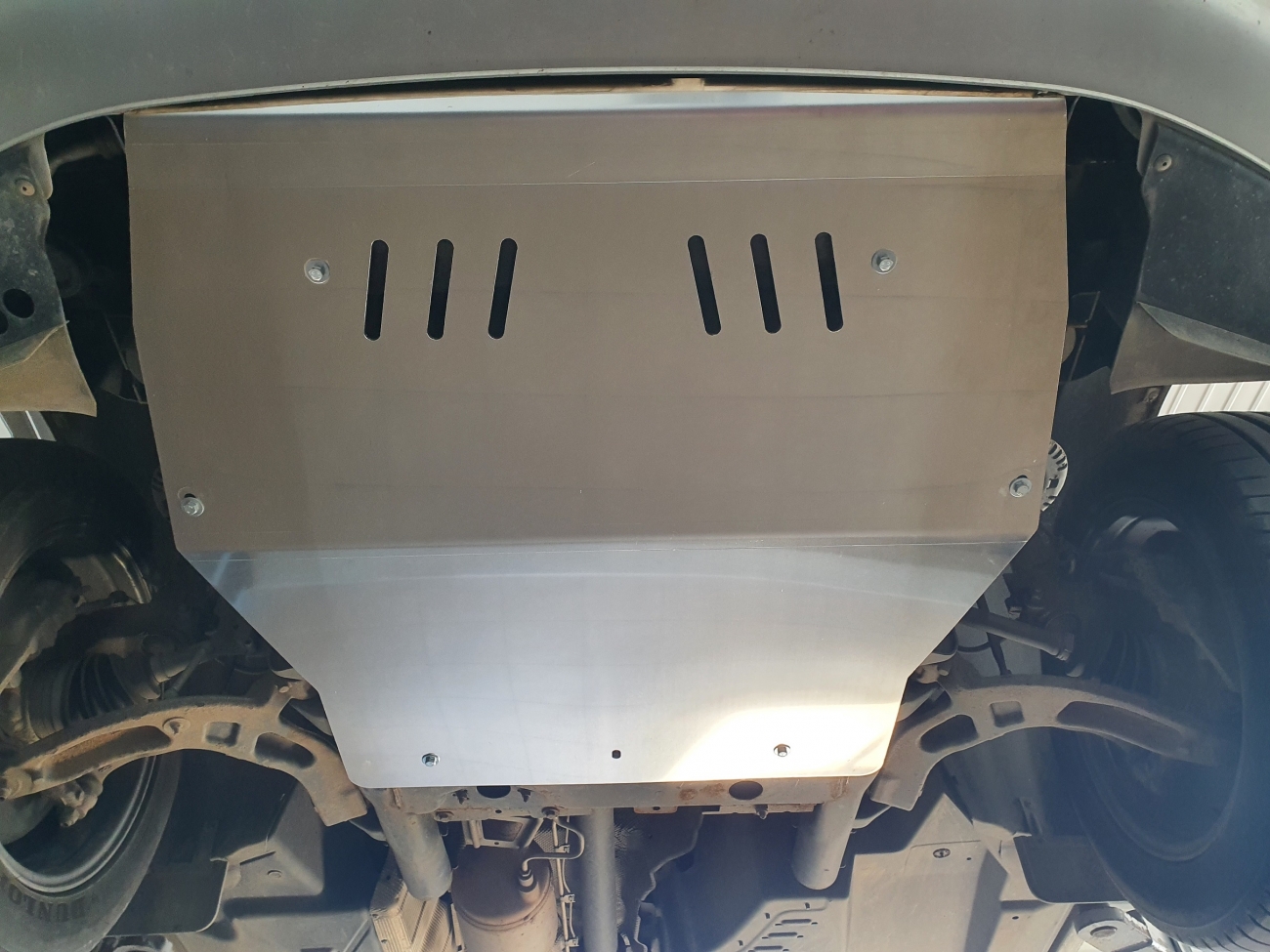 Pohjapanssari Aluminium Moottori+ | VW Transporter T6 (2015-2019) - 4