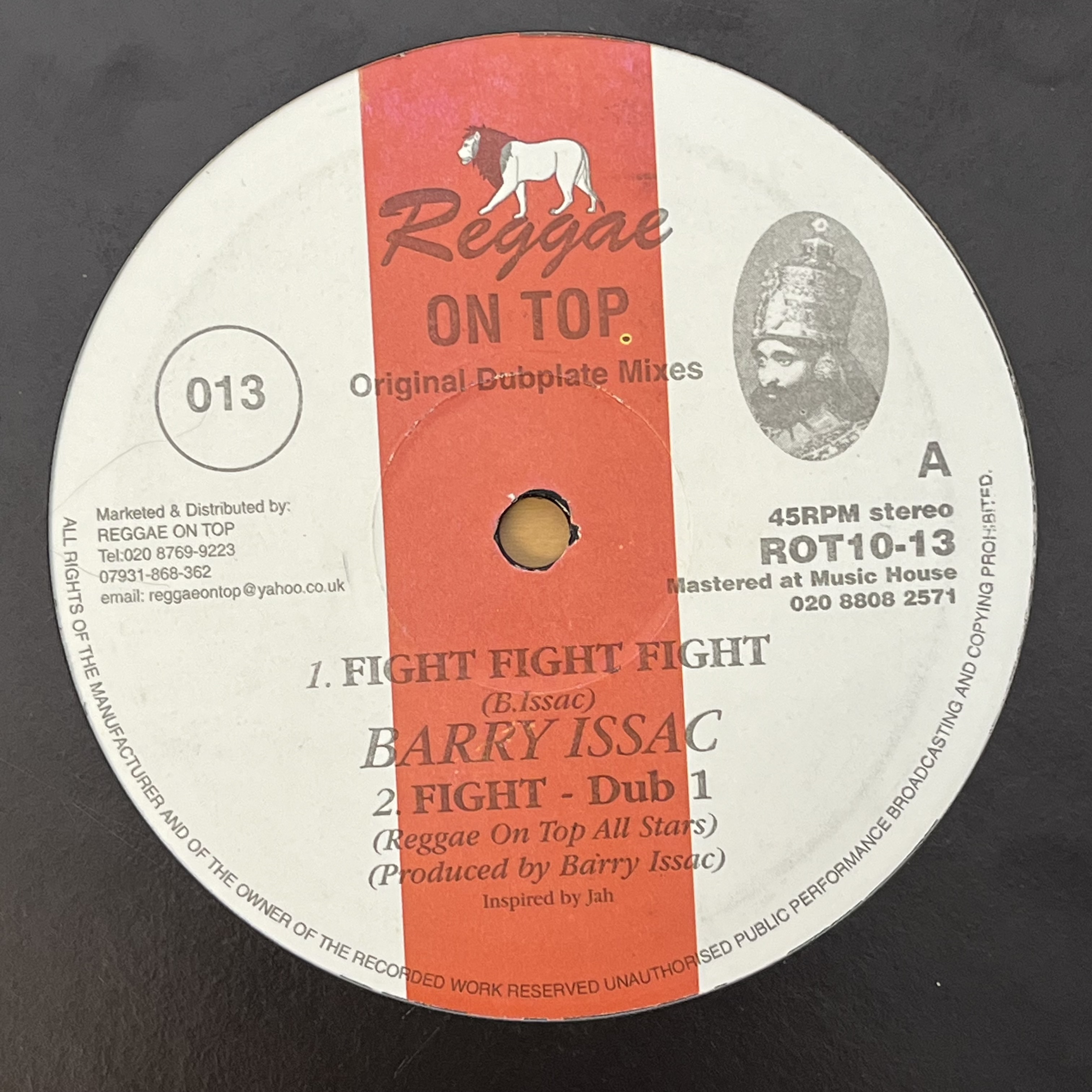 Barry Issac – Fight Fight Fight