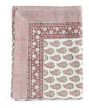 Chamois Tablecloth Persian Paisley Red, Green & White