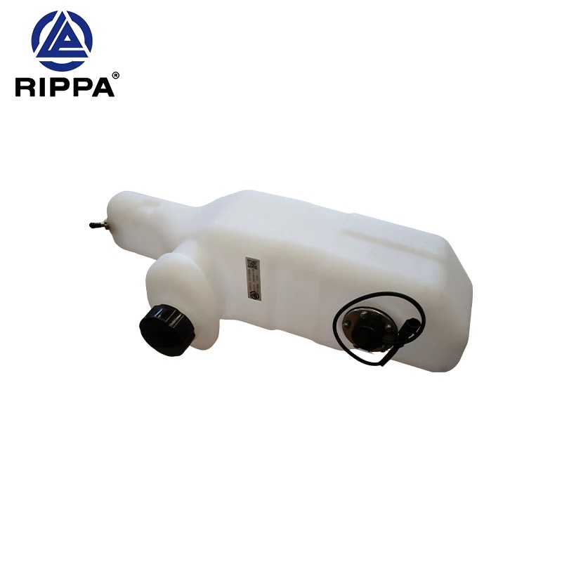 R13-4 Kubota dieseltank i plast - 3