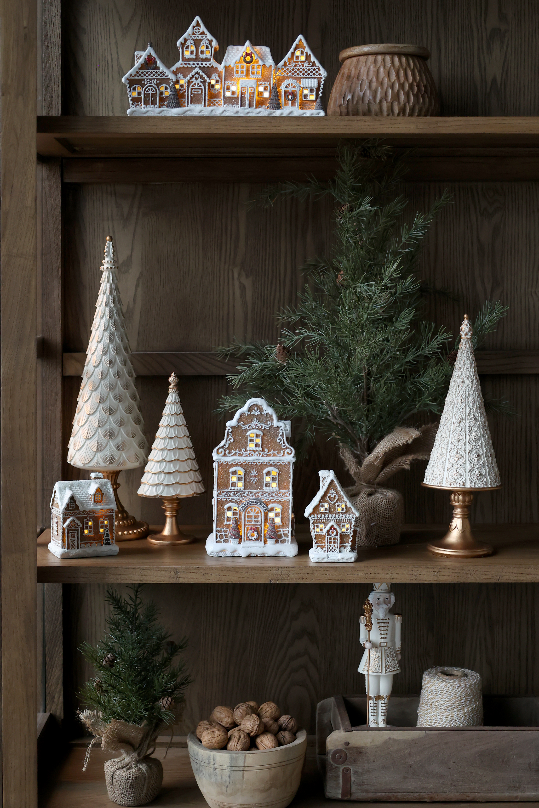 Pepparkakshus med ledbelysning - 10x8 cm - 7