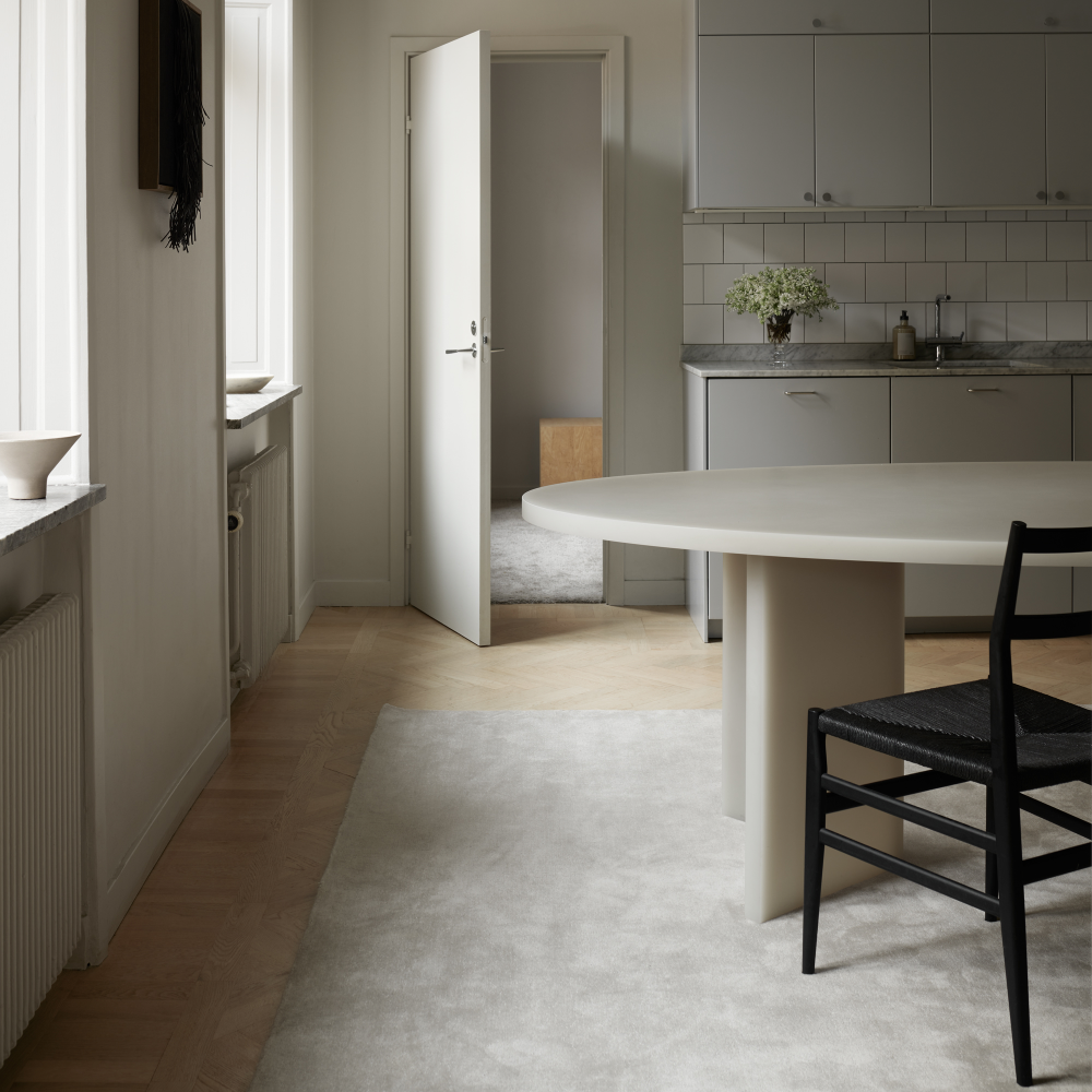 Classic Solid Wool Rug - LAYERED - 8