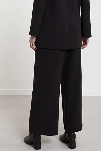 OttodÁme - Cropped  Trousers Black