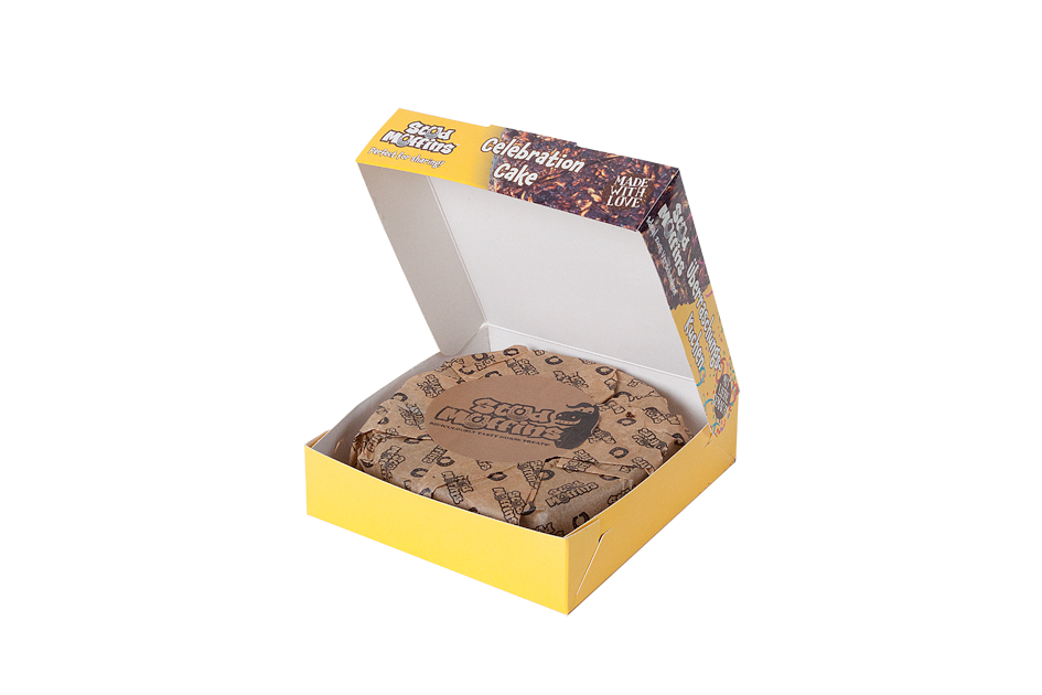Stud Muffins Celebration Cake Pferdeleckerli