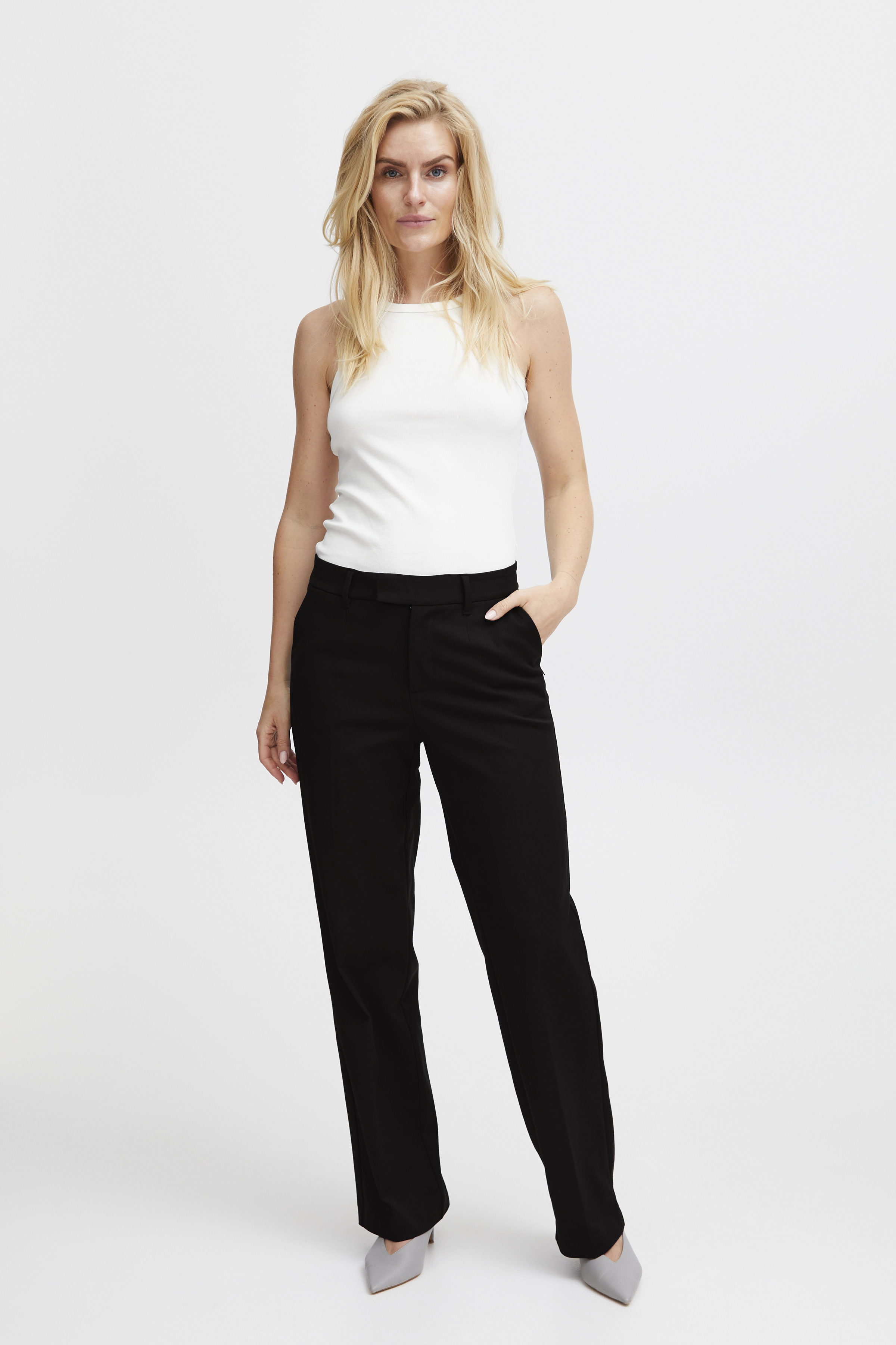 PZBindy HW Pant Wide Leg  Svart vid kostymbyxa