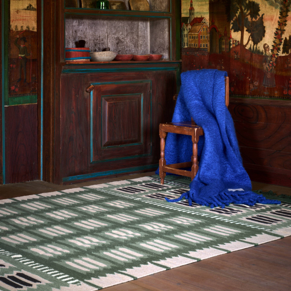 Röllakan Hilma Wool Rug - LAYERED - 4