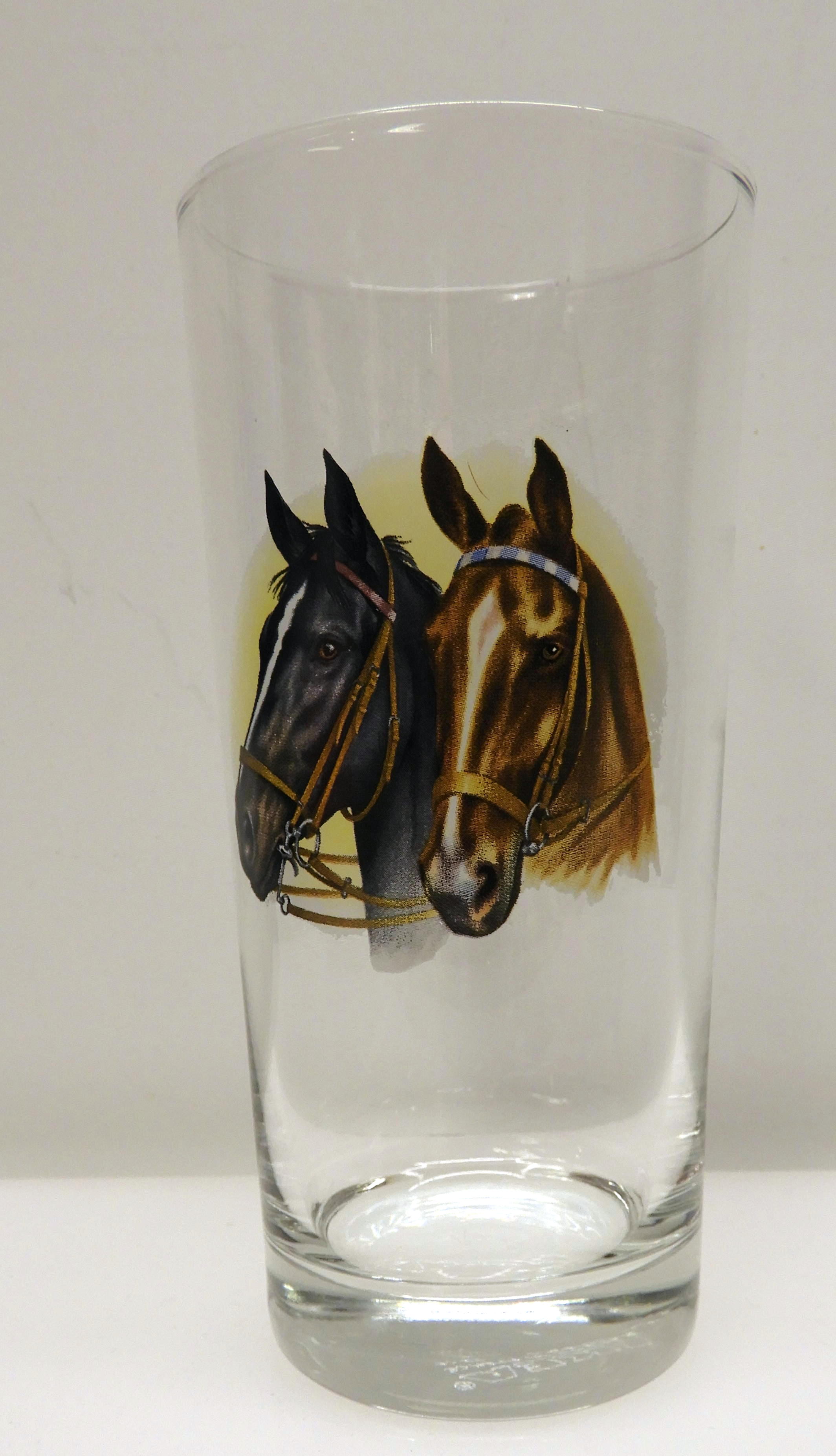 4 st. glas med hästar 40 cl - 2
