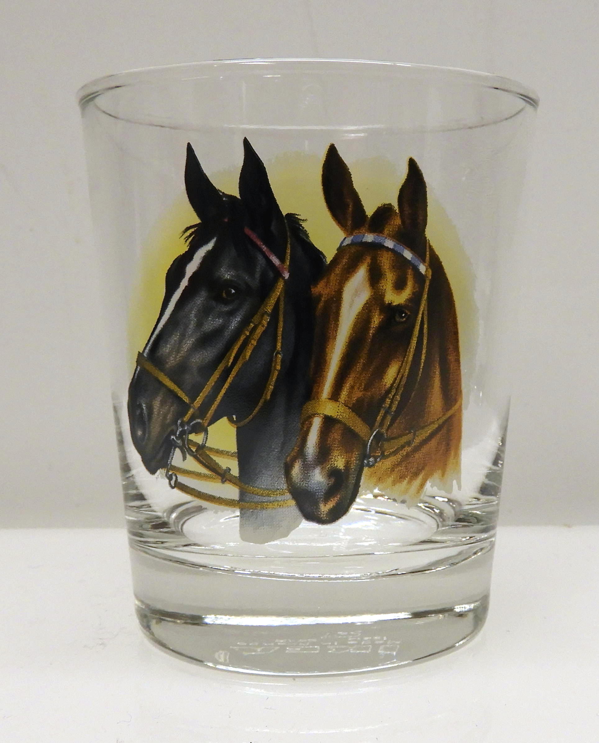 4 st. glas med hästar 23 cl - 2