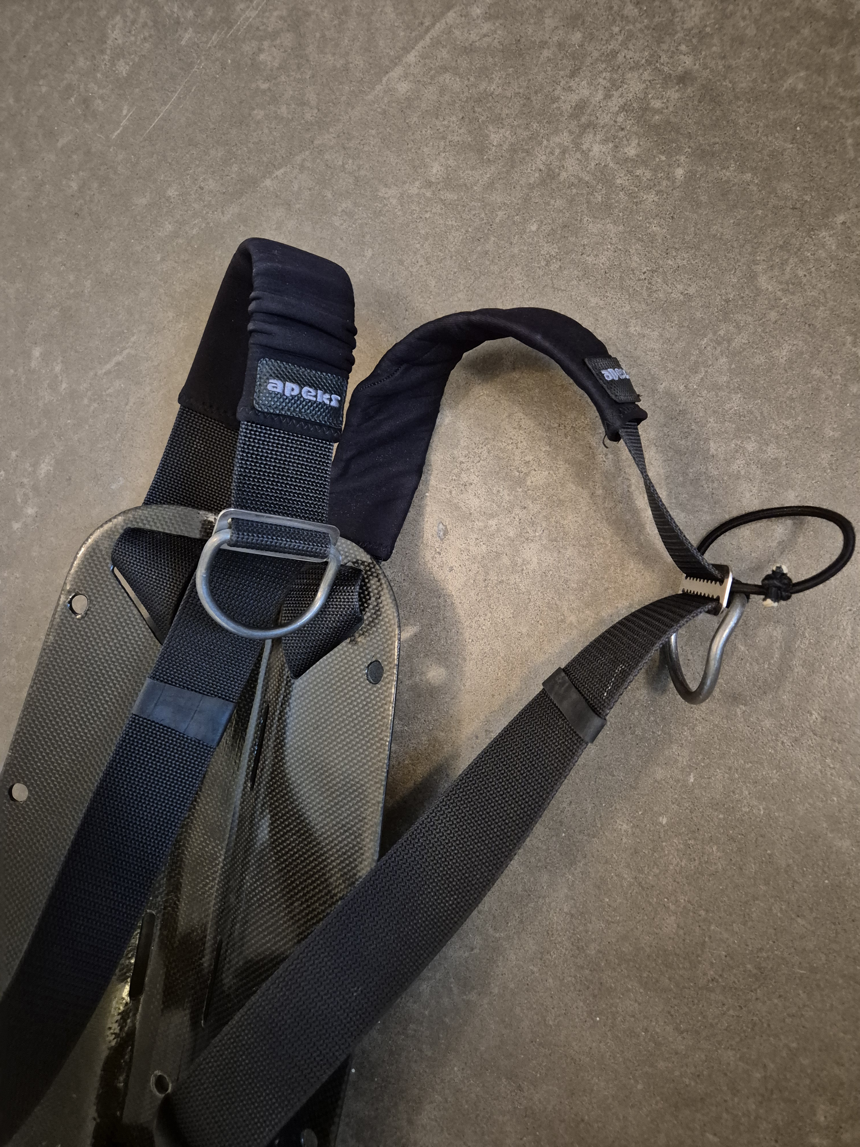 Kolfiberplatta med Apeks remställ  - 4