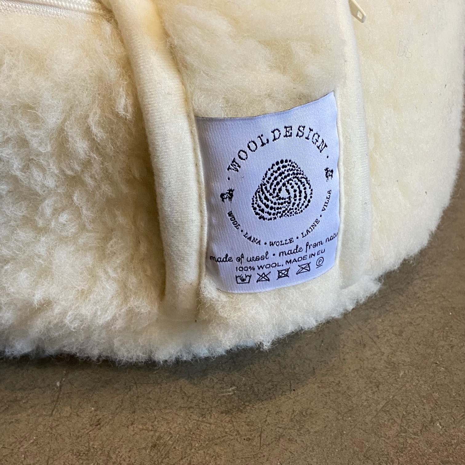 Meditationskudde av naturvit ull från Wooldesign - 4