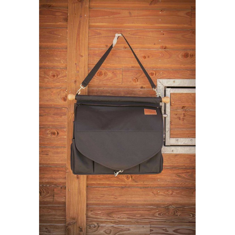 Paddock Stable Bag - Black - practical 