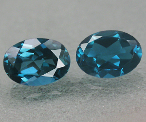 Gemas de topacio azul Londres natural de corte ovalado calibrado de 7 x 5 mm a juego de 1,90 ct - 3