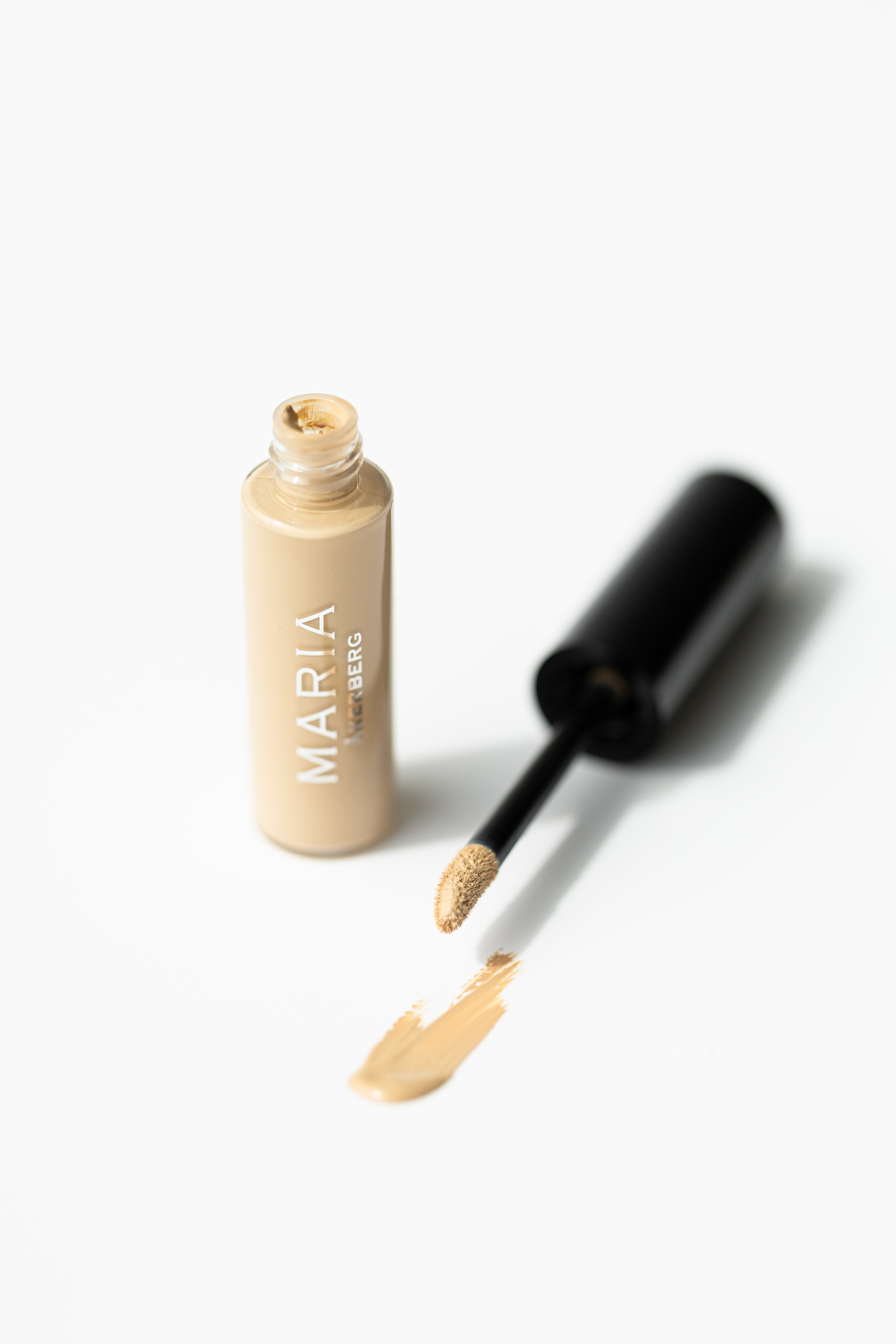 Liquid  Concealer Porcelain -  MARIA ÅKERBERG