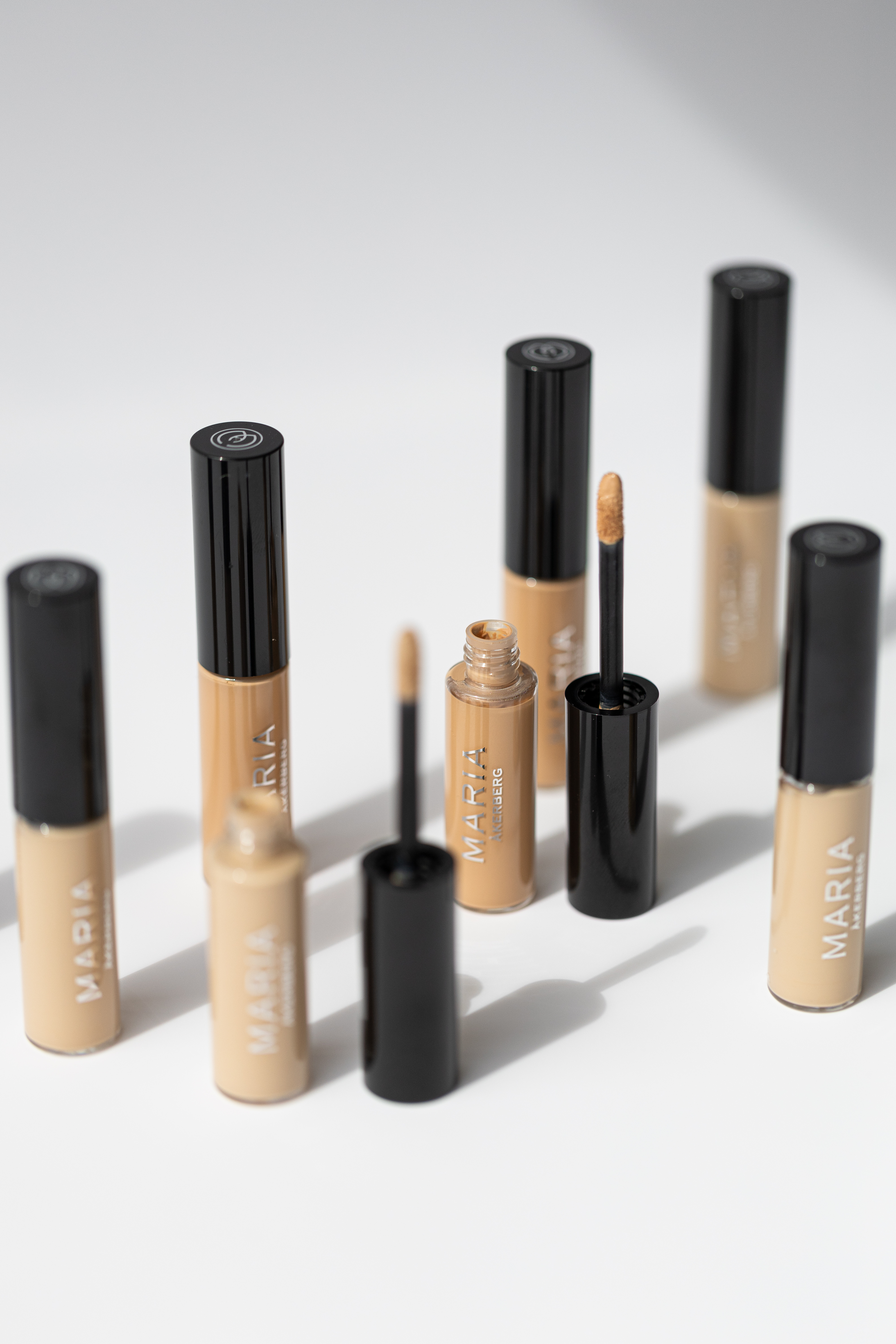 Liquid  Concealer Light beige -  MARIA ÅKERBERG - 2