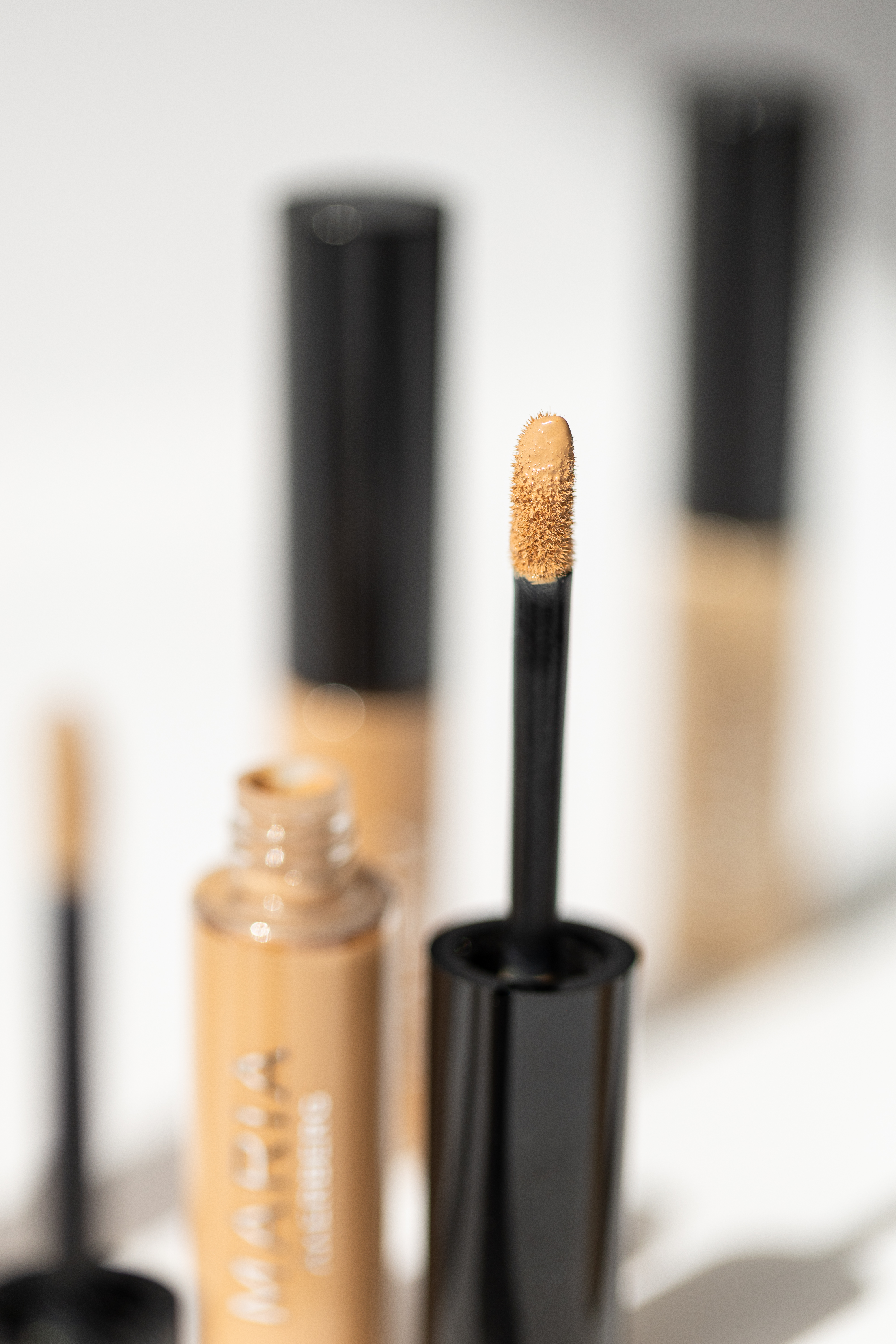 Liquid  Concealer Light beige -  MARIA ÅKERBERG