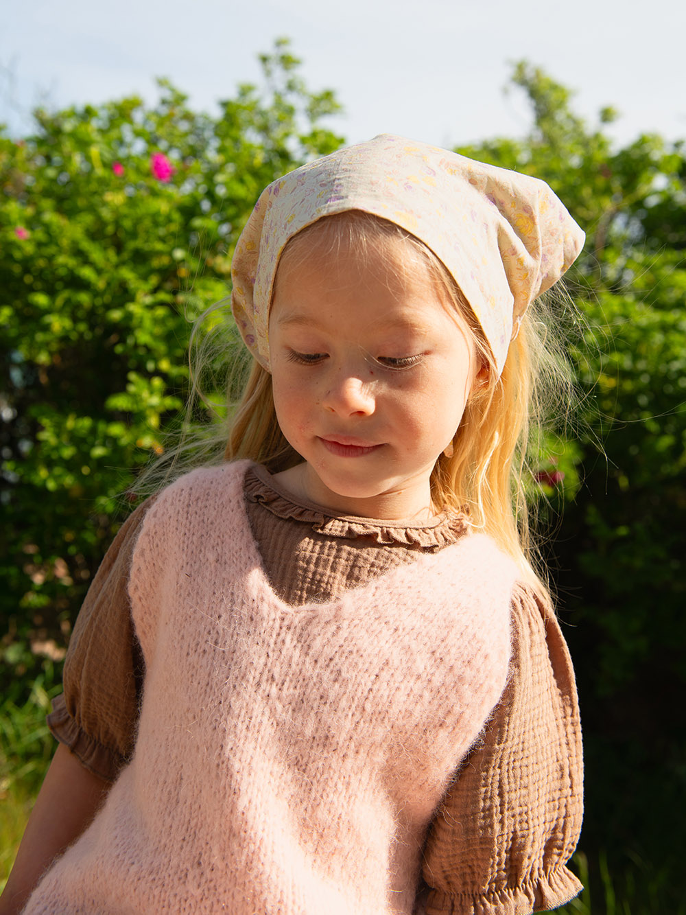 Sandnes Meadow Dress Junior 2506_01 (16 m st 5)
