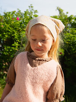 Sandnes Meadow Dress Junior 2506_01 (16 m st 5)