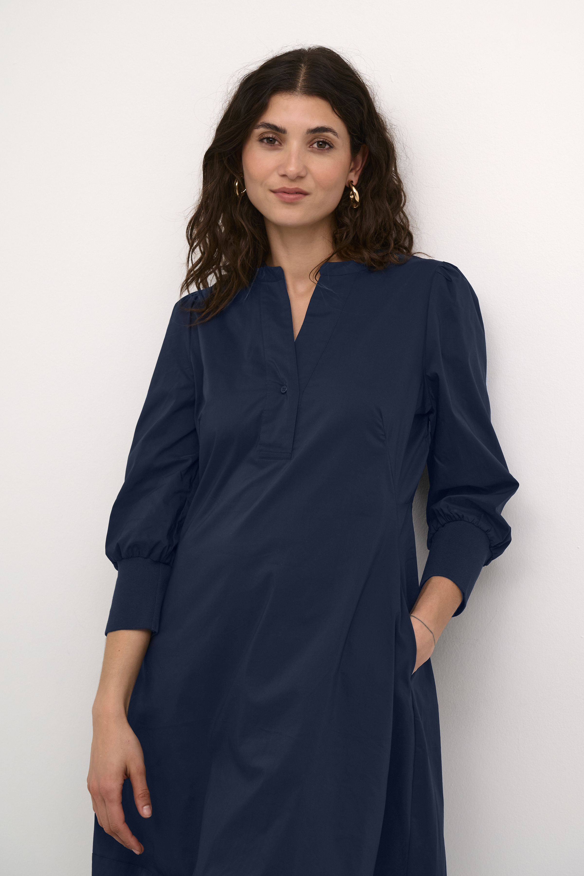 CUantoinett Dress Blue Iris  Mörkblå klänning med fickor