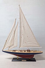 Endeavour J-båt modell 56x68 cm