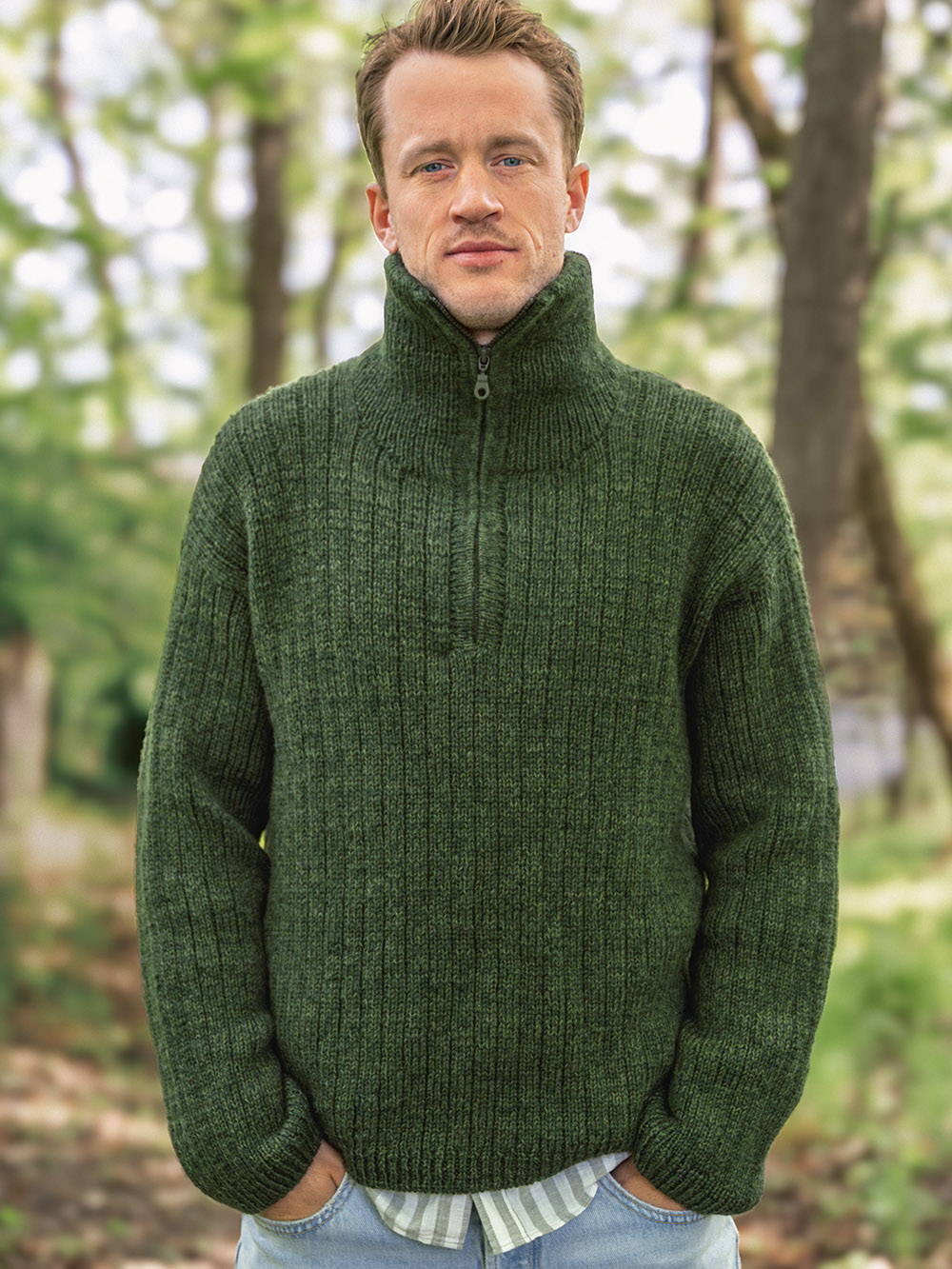 Sandnes Tarjei Sweater 25_04 (21 m st 4)