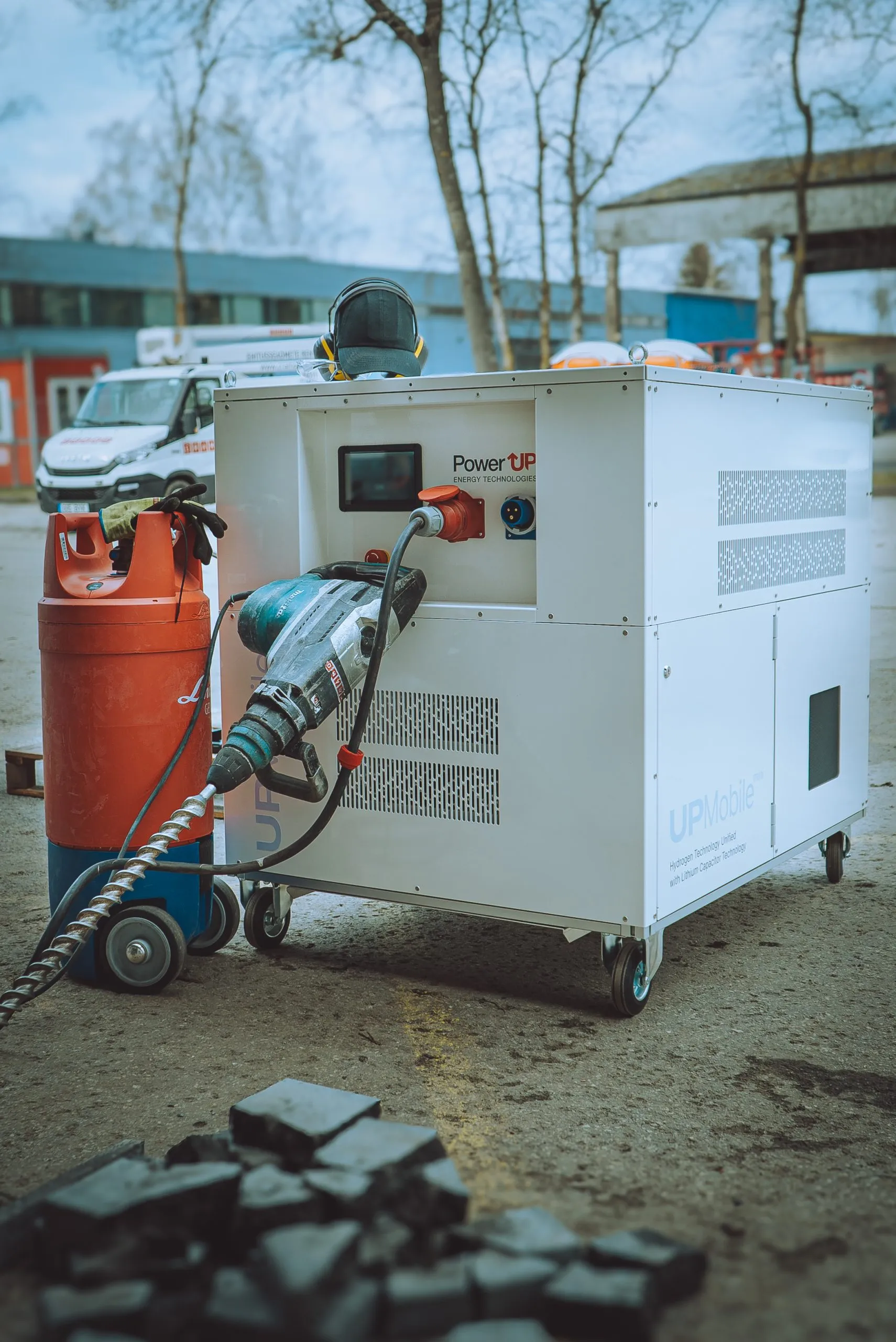 Aggregat driftet med Hydrogen, Power-UP - UPMOBILE, opptil 20KW  - 4