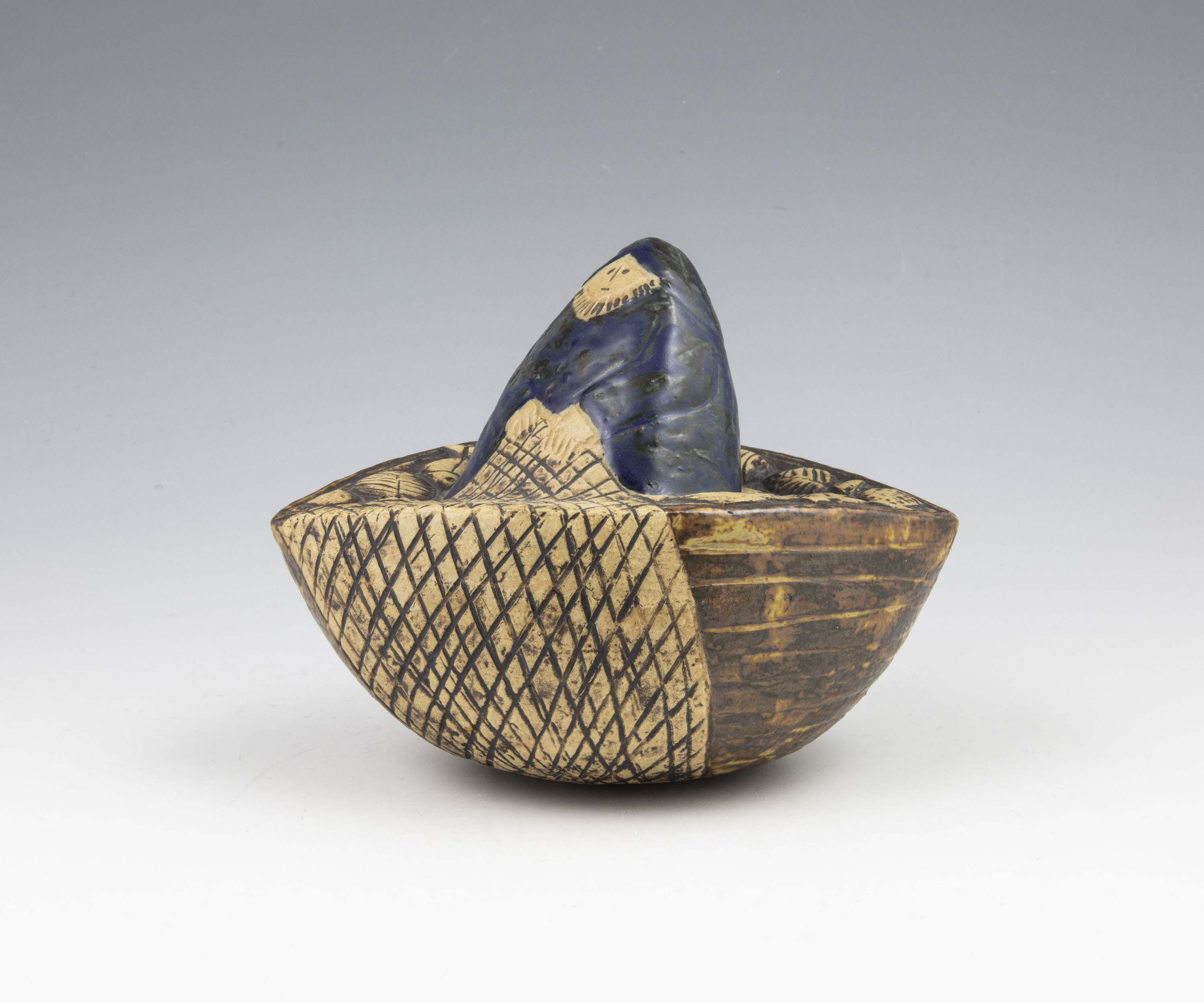 Sculptures - Fisherman in a boat - 2