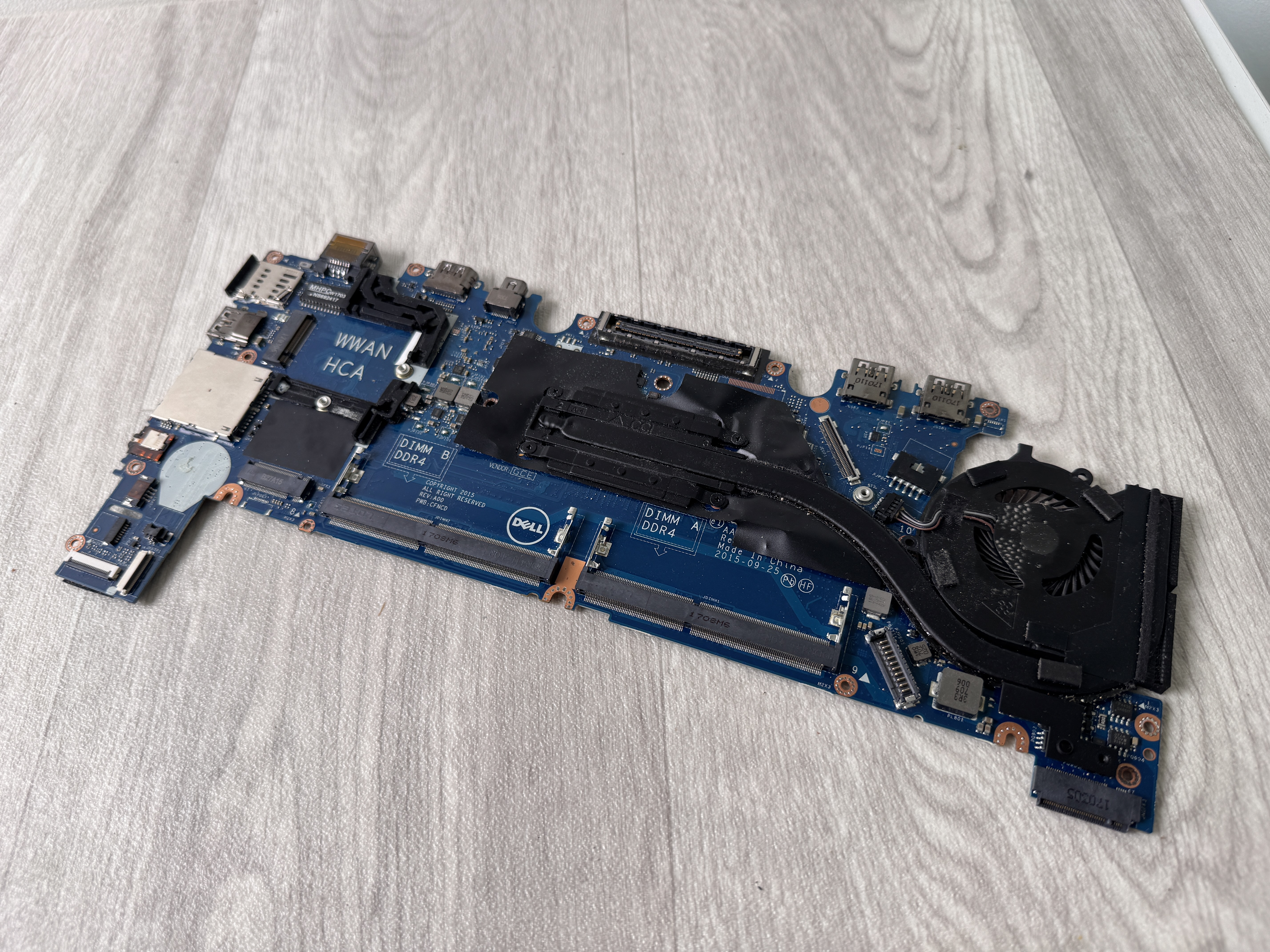 Original Dell Moderkort Latitude E7270 Core i7-6600U CN-0T0V7J 0T0V7J T0V7J