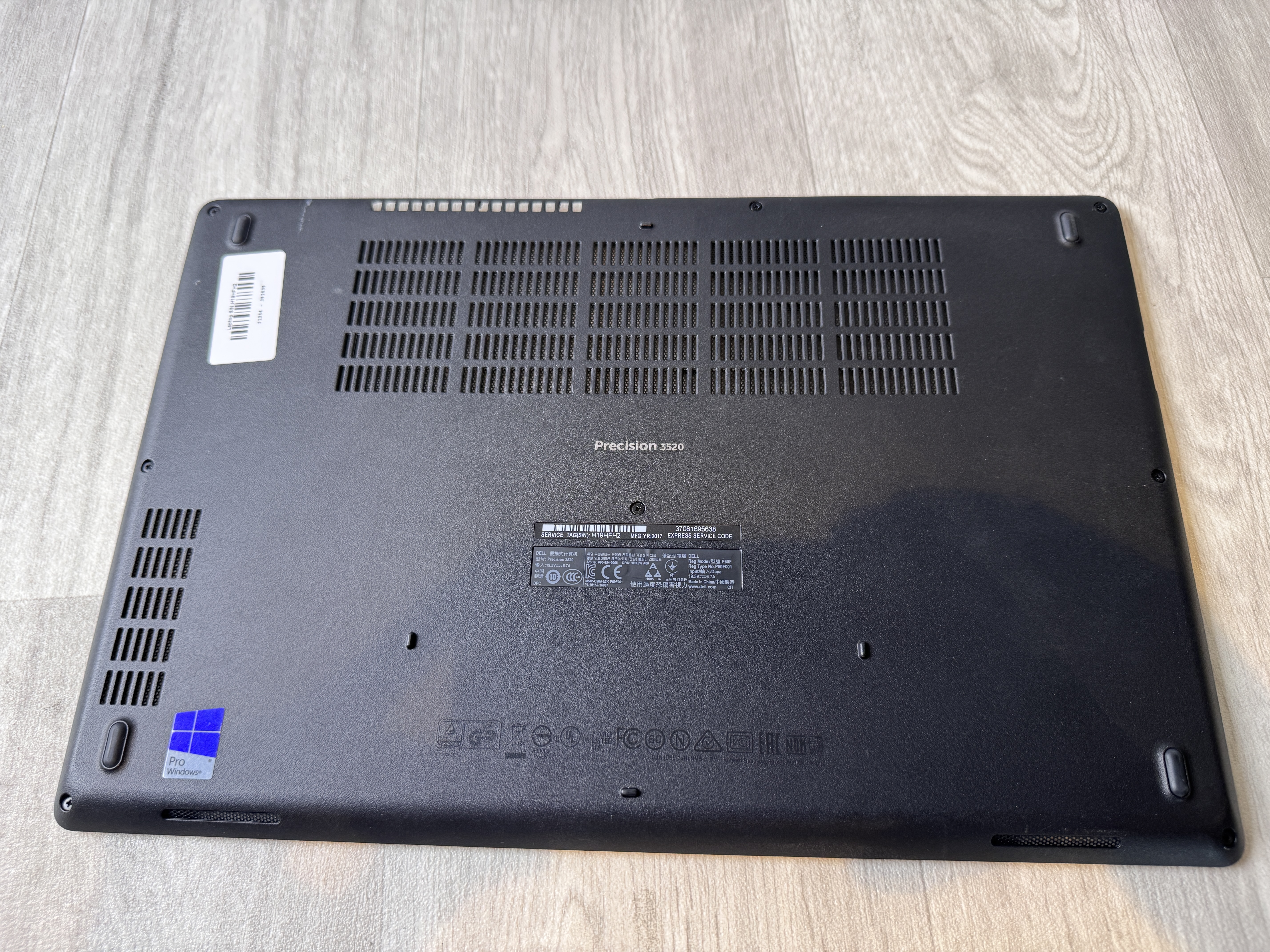 Original Dell Bottenplatta Bottom Case Cover för Precision 3520 CN-0P5D06 0P5D06 P5D06