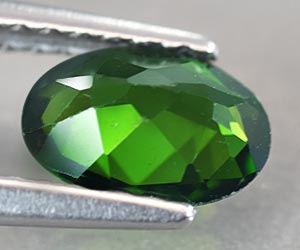 Gema suelta de diópsido de cromo natural de corte ovalado de alta calidad de 0,77 ct - 2