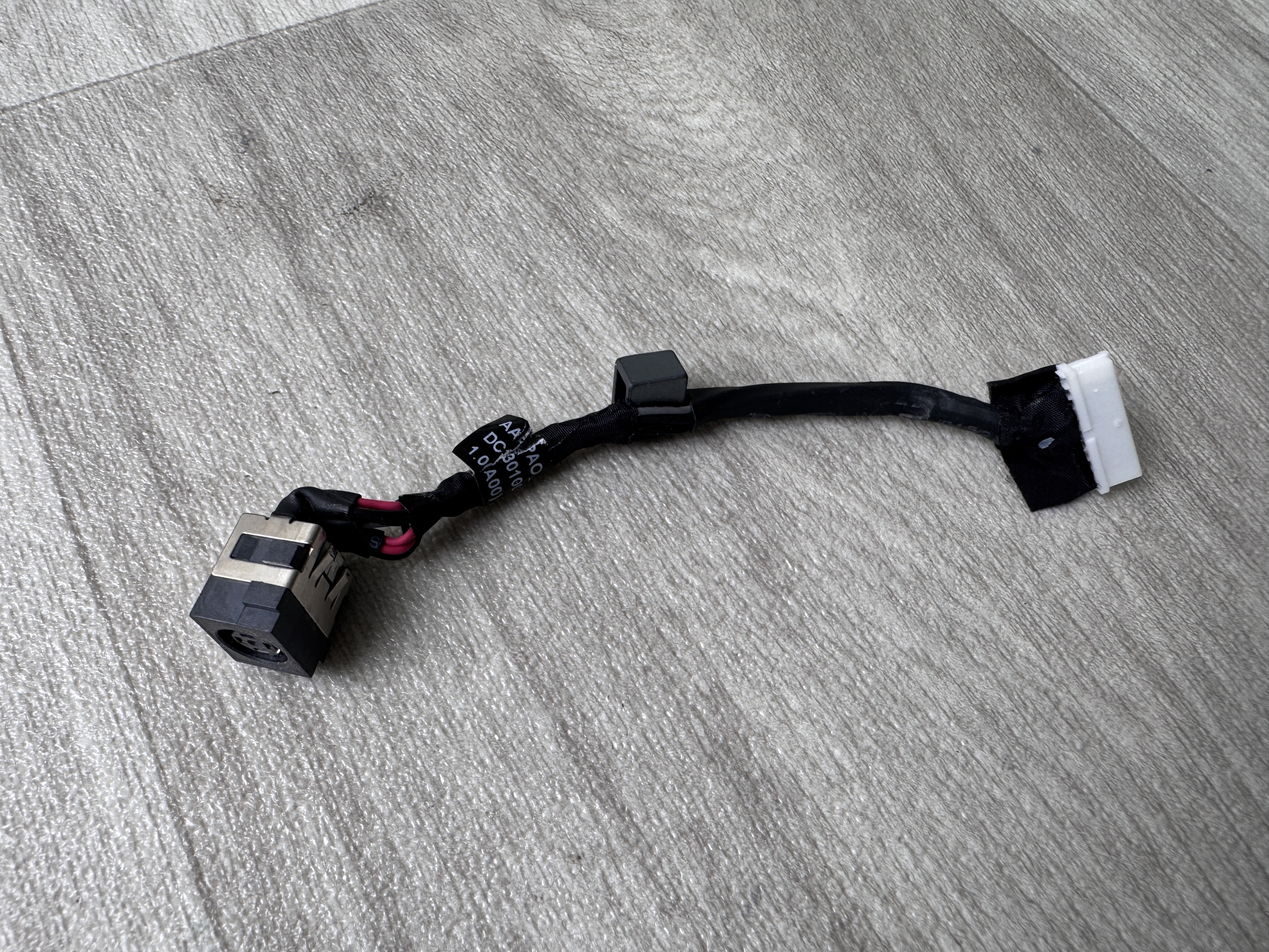 Original Dell Laddningsport Precision 7510 M7510 7520 M7520 7710 M7710 7720 M7720 0MH9GW