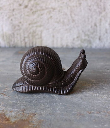 Snigel i gjutjärn 13 cm