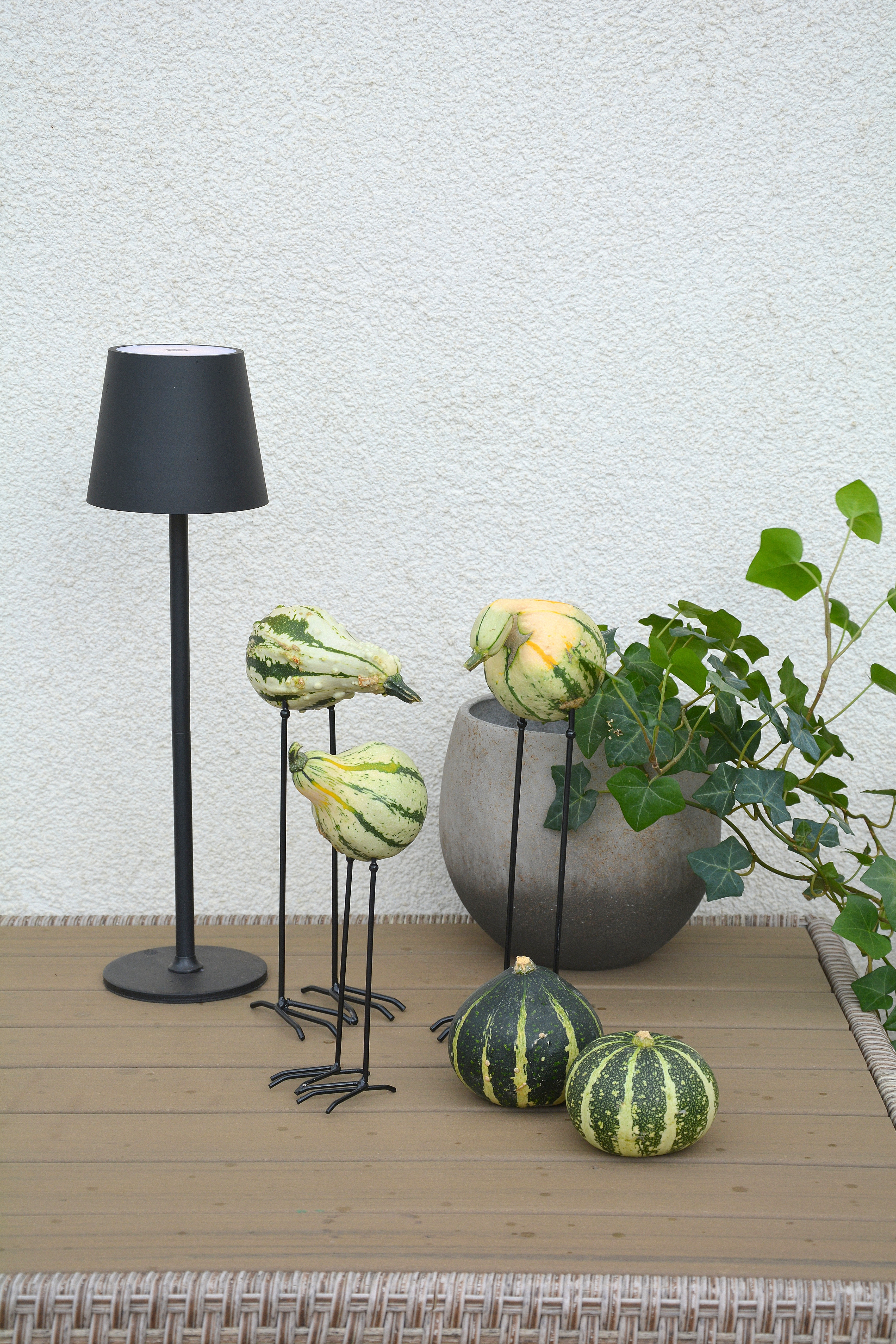 Portabel lampa med 3 olika ljusstyrkor och justerbar höjd 24-38 cm - 3