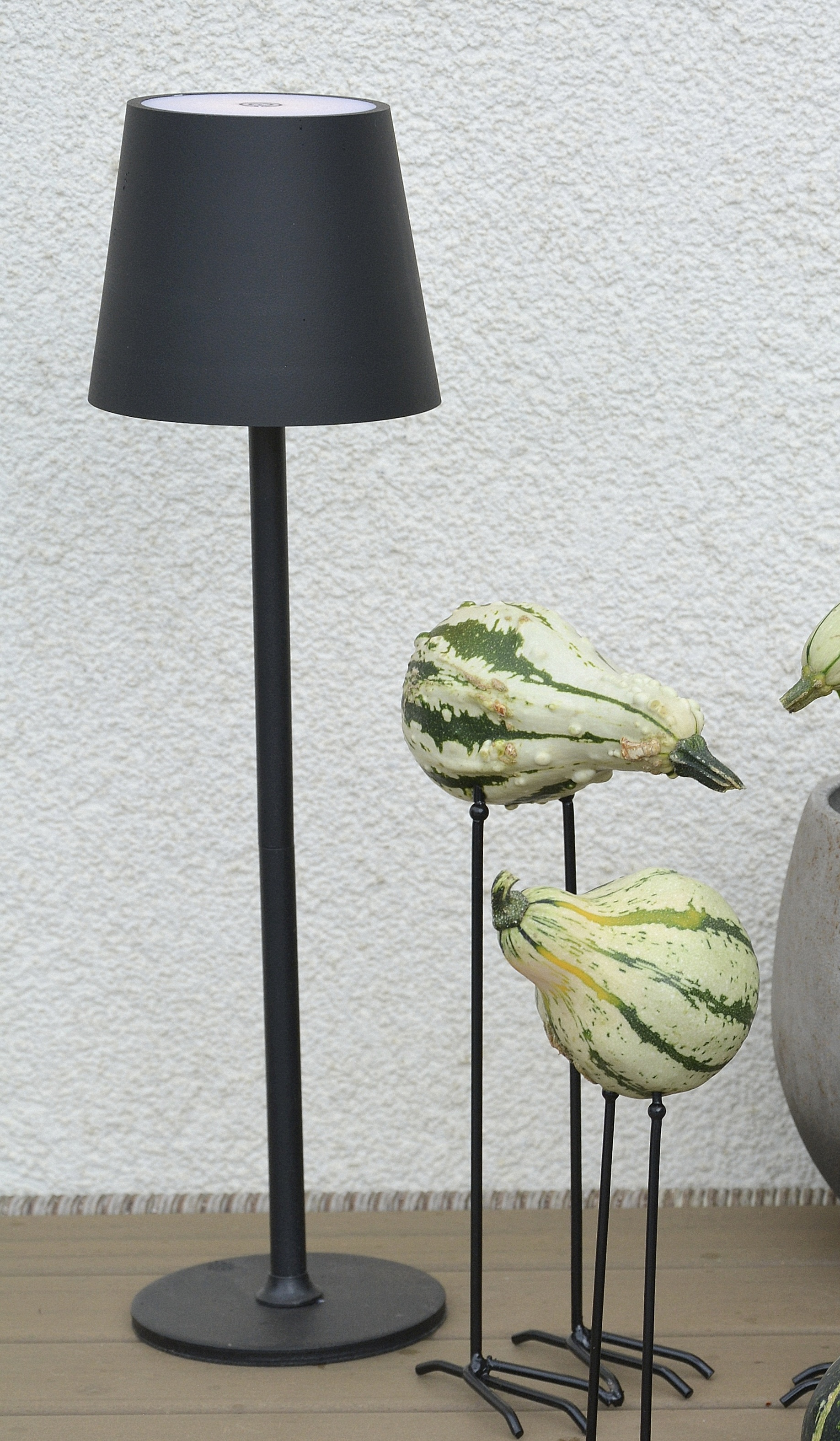 Portabel lampa med 3 olika ljusstyrkor och justerbar höjd 24-38 cm - 4