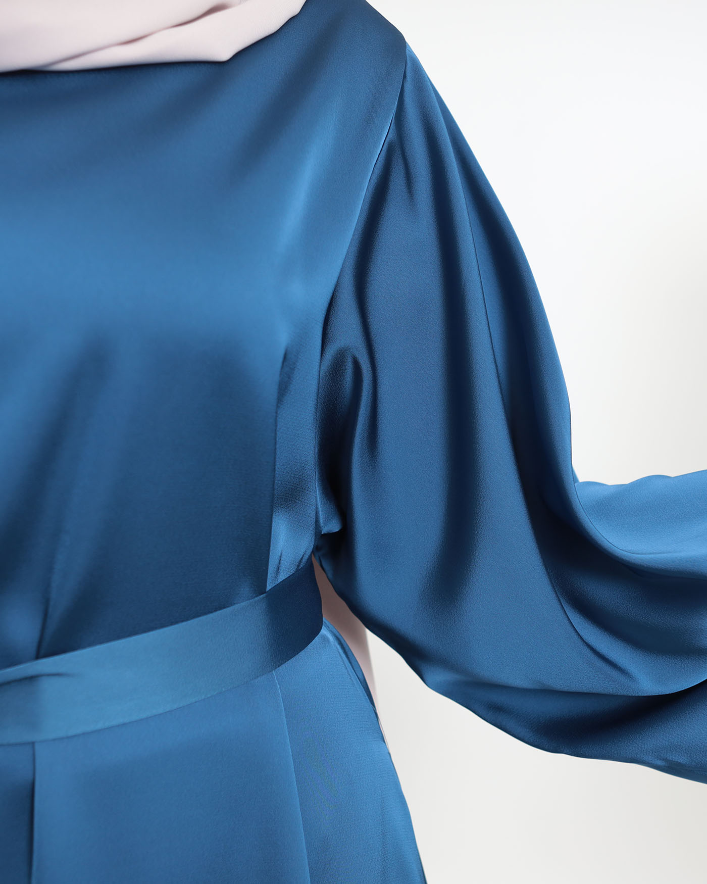 Maxi Dress in Satin - Blue - 5