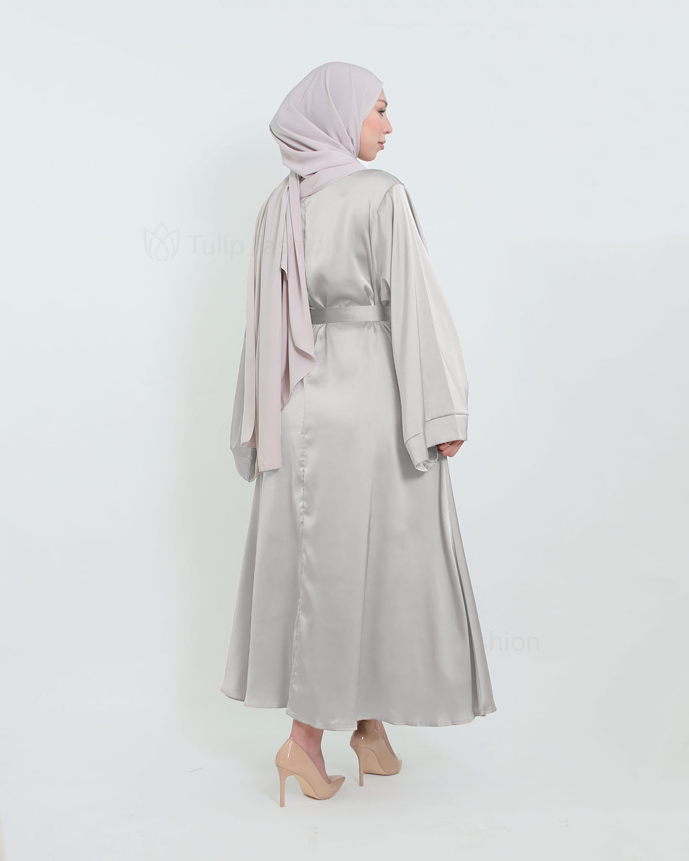 Maxi Dress in Satin - Gray - 2