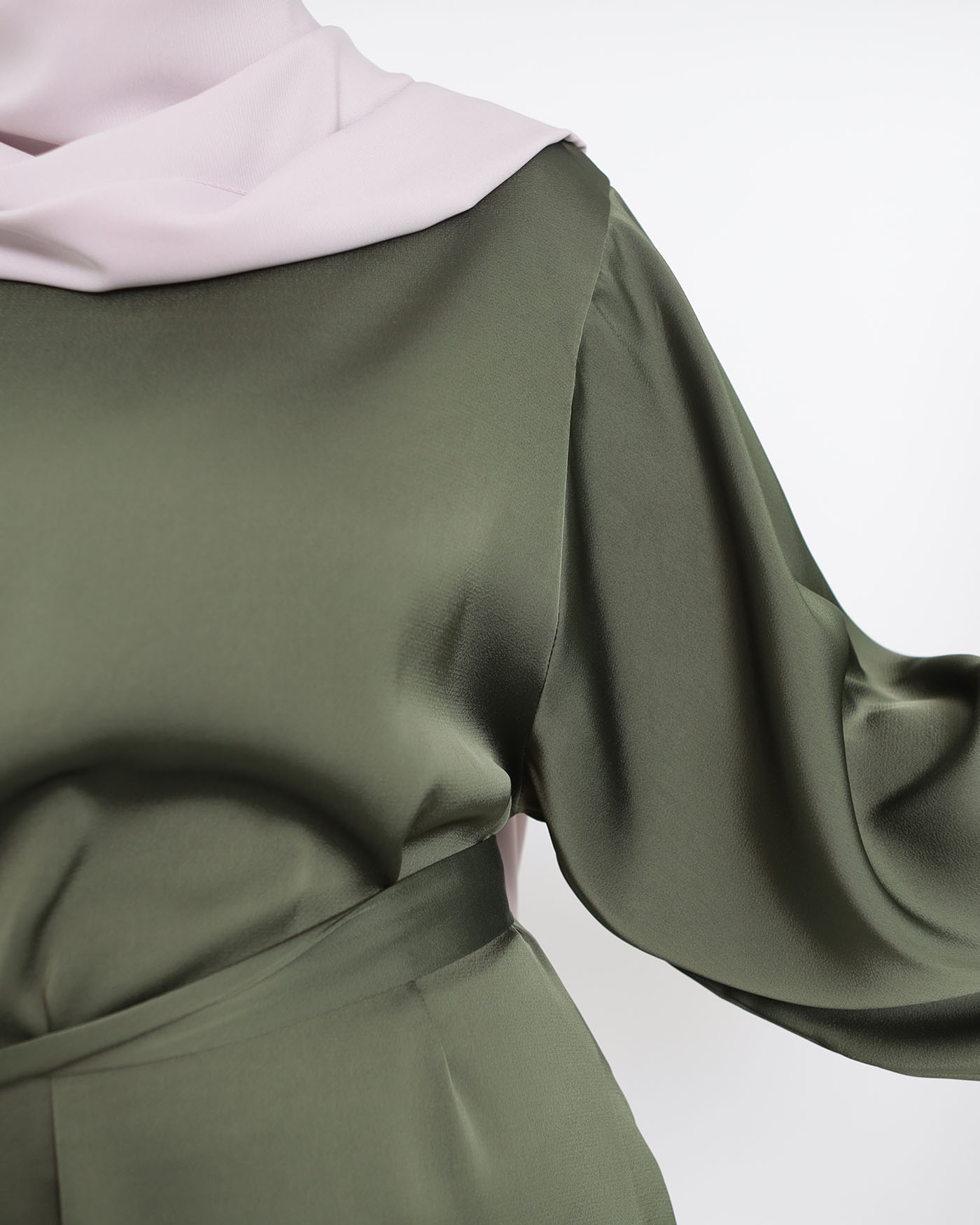 Maxi Dress in Satin - Light Green - 7
