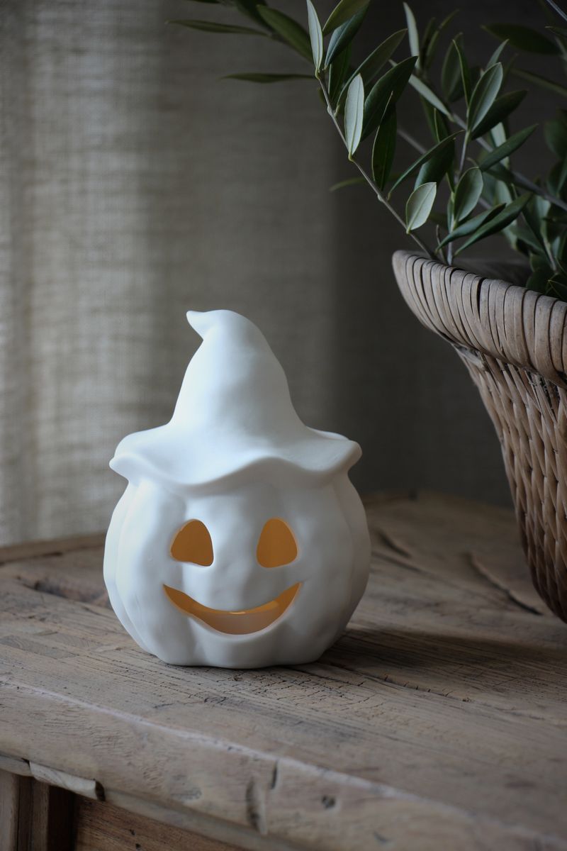 Happy Pumpkin med hatt - Majas Cottage - 3
