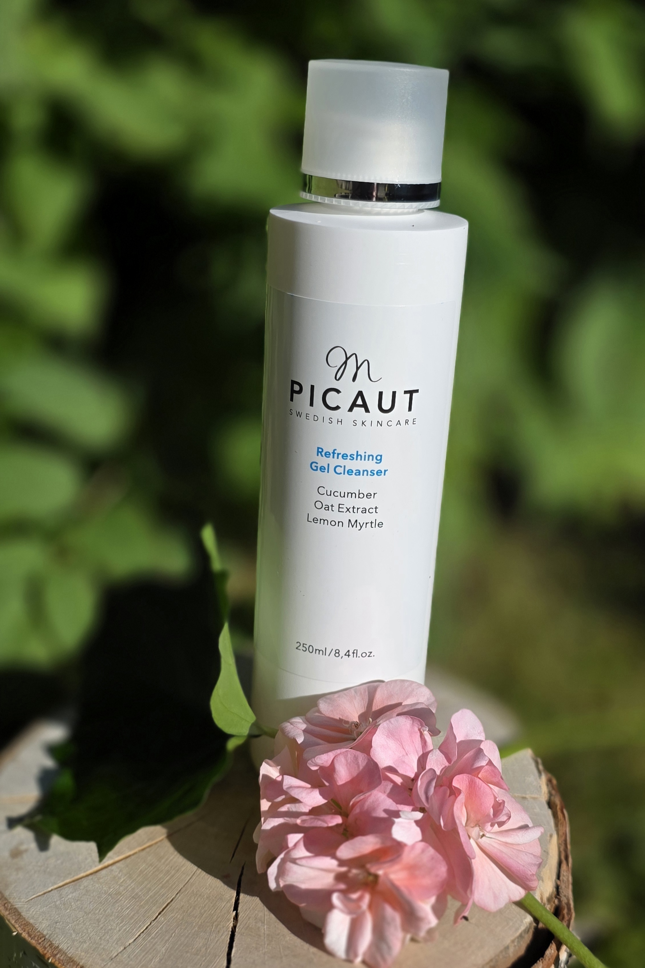 Refreshing Gel Cleanser 250ml M PICAUT