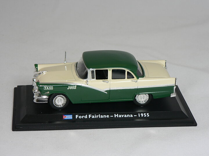 Ford Fairlane  Taxi 1955  1:43 Atlas