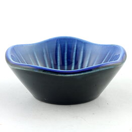 Carl-Harry Stålhane (Anemone 1960s) Blue Five-Sided Bowl with Linear Relief 8 cm (4)