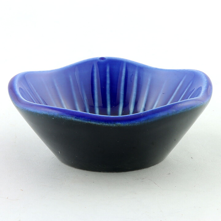 カールハリー・スタルハーネ  Anemoneシリーズ  八角形の器  Bowl  (8cm)  1960年代 (5)