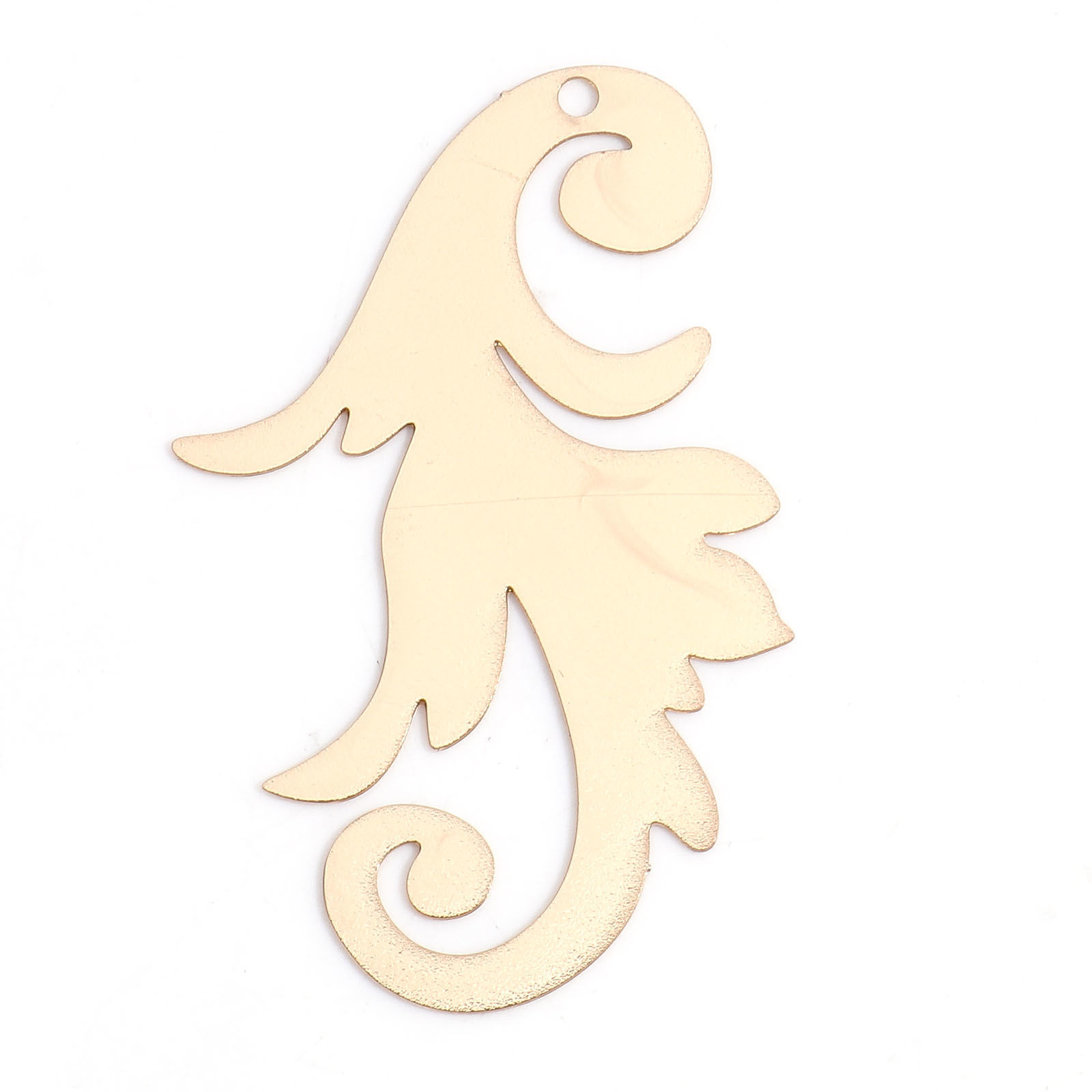 CharmLeaf,  filligree  Gold