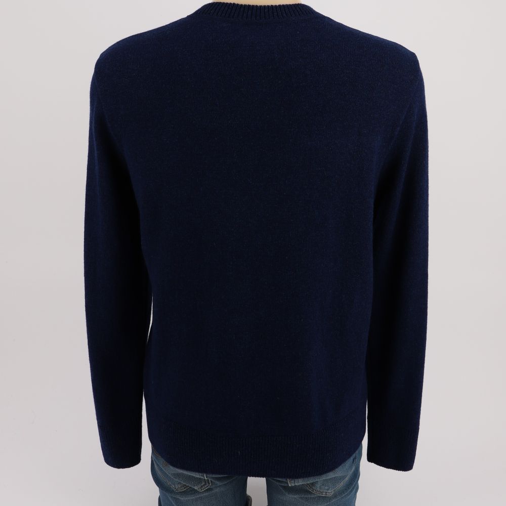 Image from behind of blue lambswool sweater men
