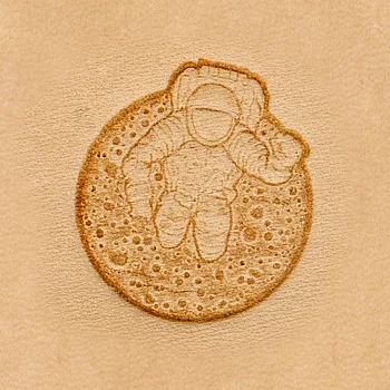 3D Puns - Moon Walker