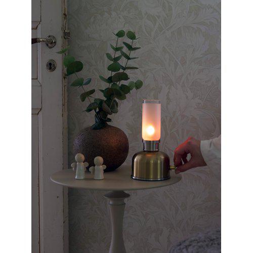 PR HOME  BORDSLAMPA Uppladdningsbar Frida Mässing - 3